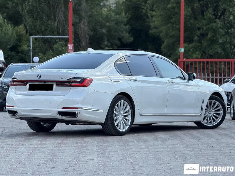 BMW 740 2022 — Миниатюра 2