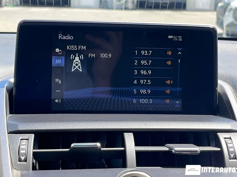 Lexus NX 300 2018 — Миниатюра 11