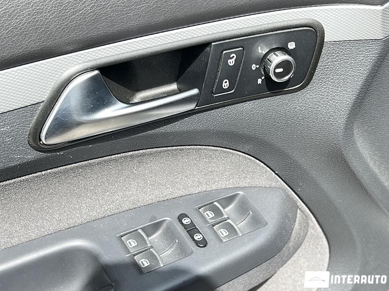 Volkswagen Touran 2014 — Миниатюра 14