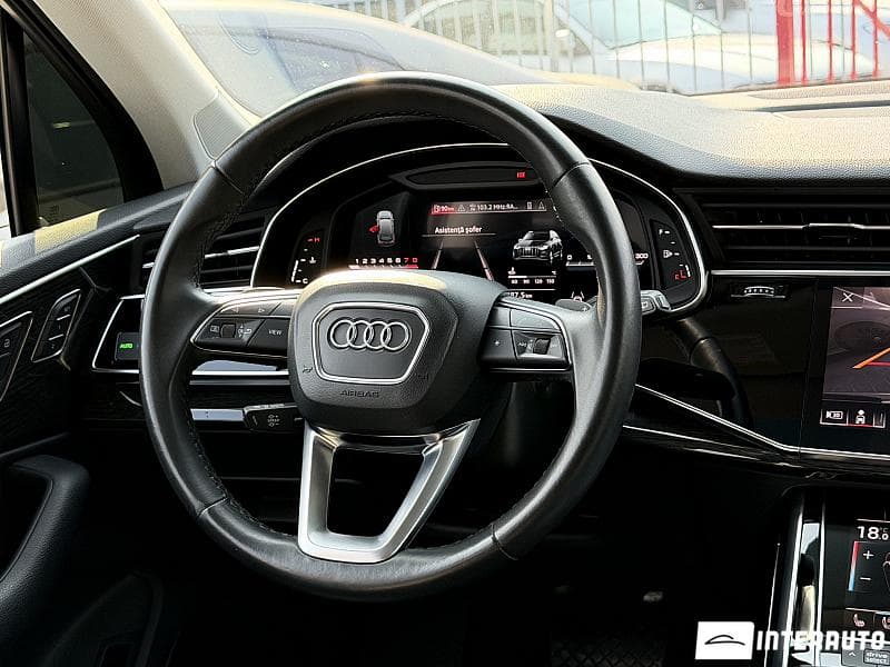 Audi Q7 2022 — Миниатюра 13