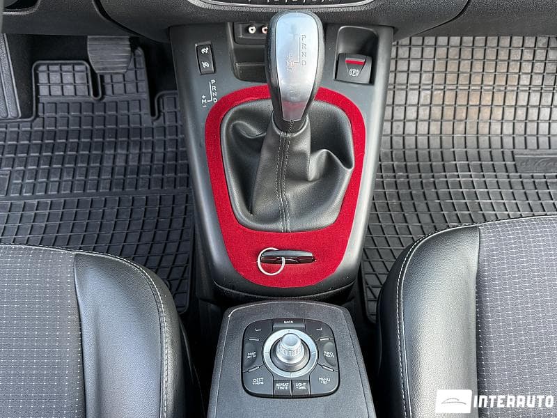 Renault Scenic 2011 — Миниатюра 11