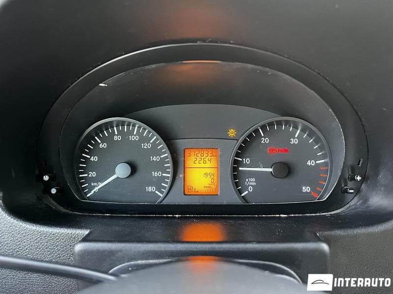 Mercedes Sprinter 2015 — Миниатюра 8