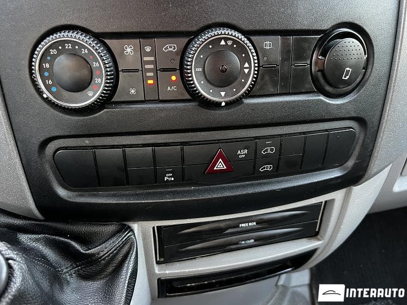 Mercedes Sprinter 2015 — Миниатюра 10