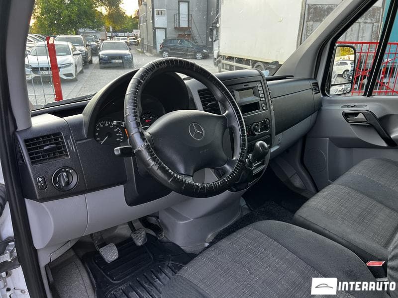 Mercedes Sprinter 2015 — Миниатюра 5