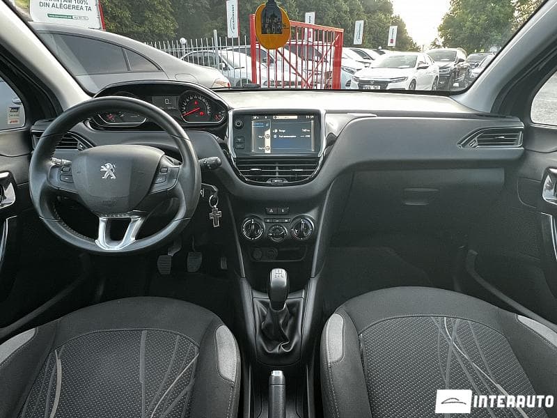 Peugeot 208 2013 — Миниатюра 10