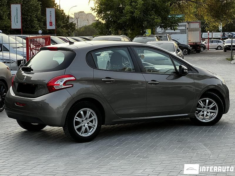 Peugeot 208 2013 — Миниатюра 2