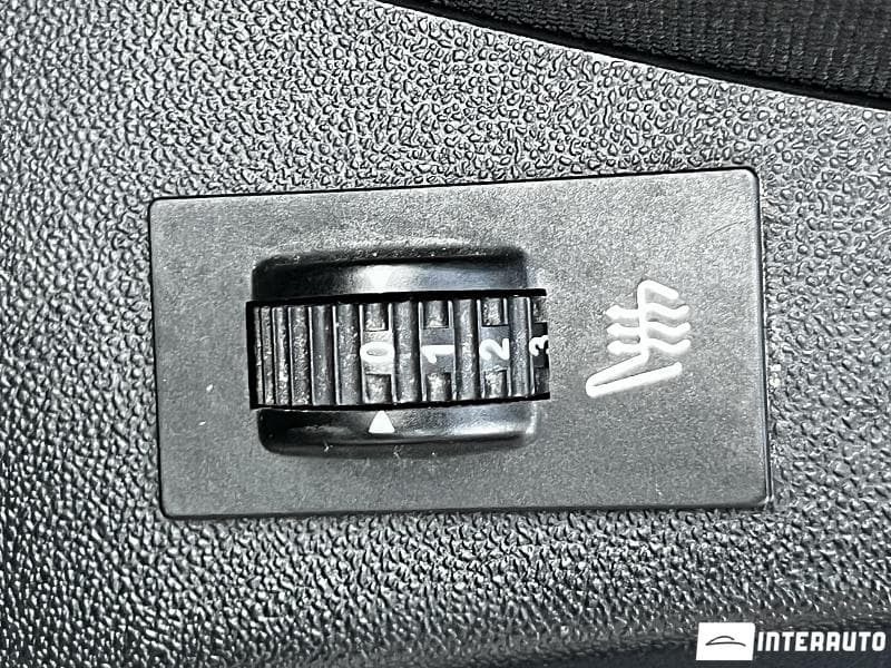 Peugeot 208 2013 — Миниатюра 16