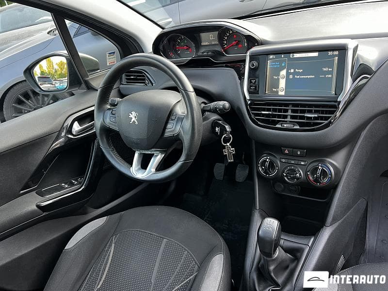 Peugeot 208 2013 — Миниатюра 6