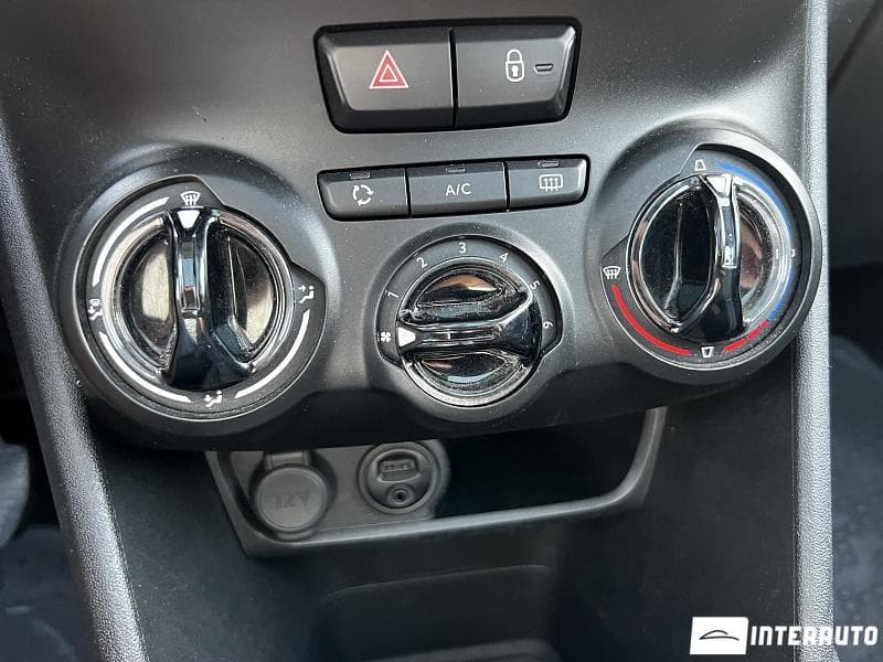 Peugeot 208 2013 — Миниатюра 13
