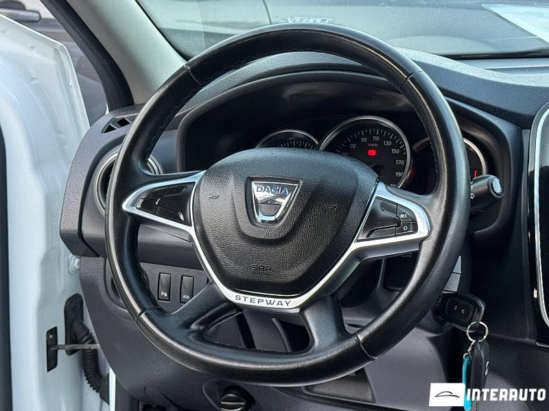Dacia Sandero Stepway 2019 — Миниатюра 7