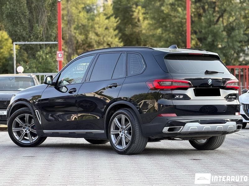 2021 BMW X5 4.5e — Miniatură 3