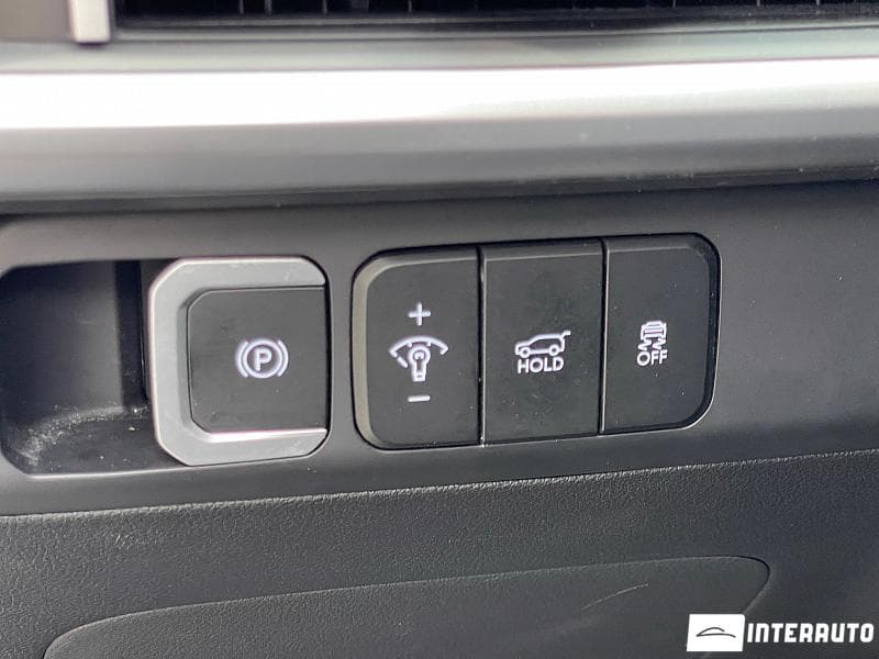 Hyundai Santa Fe 2024 — Миниатюра 9