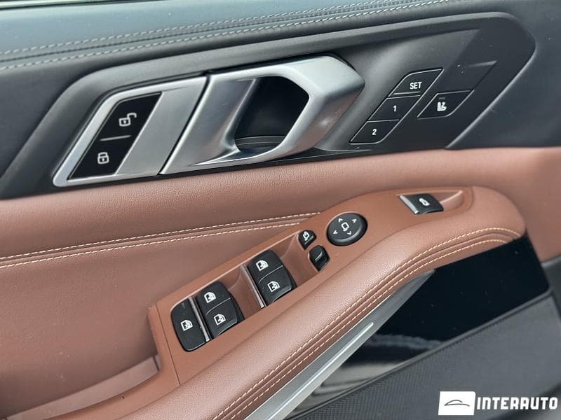 BMW X5 4.0i 2019 — Миниатюра 6