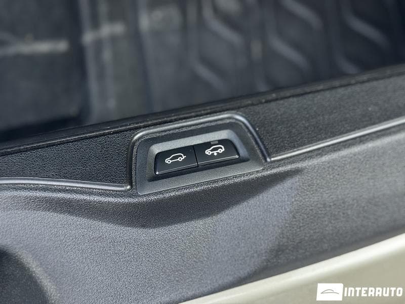 BMW X5 4.0i 2019 — Миниатюра 24