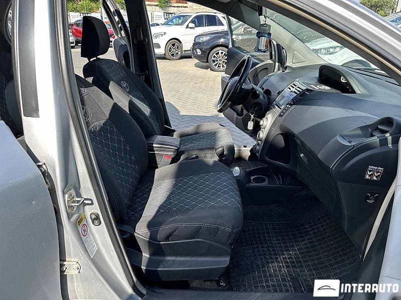 Toyota Yaris 2007 — Миниатюра 7