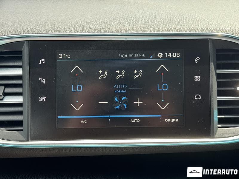 Peugeot 308 2017 — Миниатюра 12