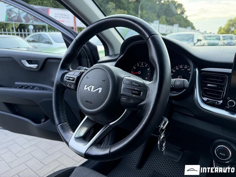 Kia Stonic 2023 — Миниатюра 11