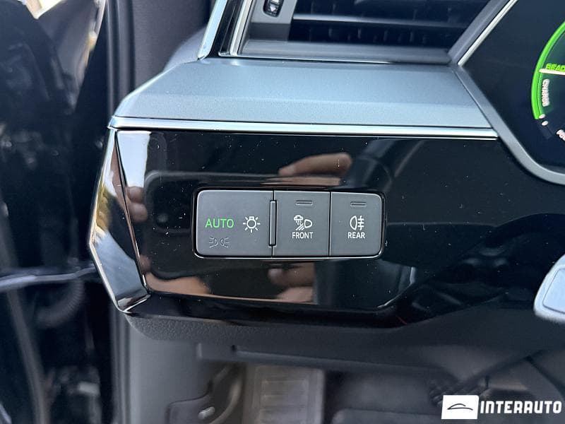 Audi E-tron 2020 — Миниатюра 18