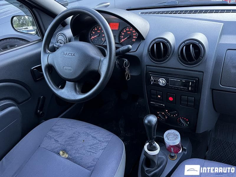 Dacia Logan 2006 — Миниатюра 12