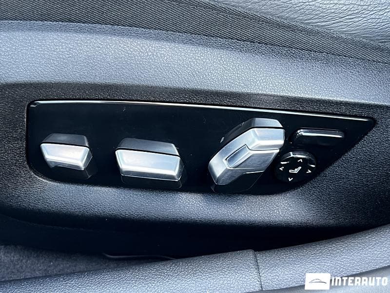 BMW M550i 2022 — Миниатюра 22