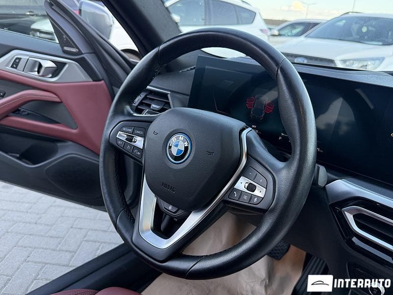 BMW i4 eDrive35 2023 — Миниатюра 7