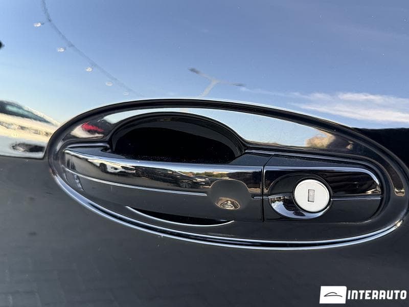 Ford Grand C-MAX 2017 — Миниатюра 13