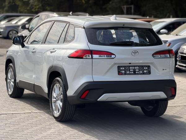 2026 Toyota Corolla Cross — Miniatură 4
