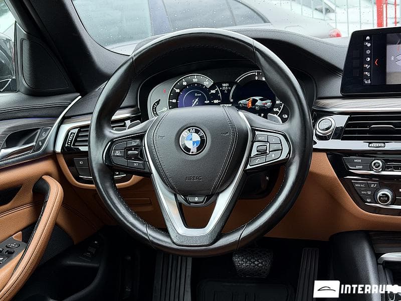 BMW 530e 2018 — Миниатюра 11