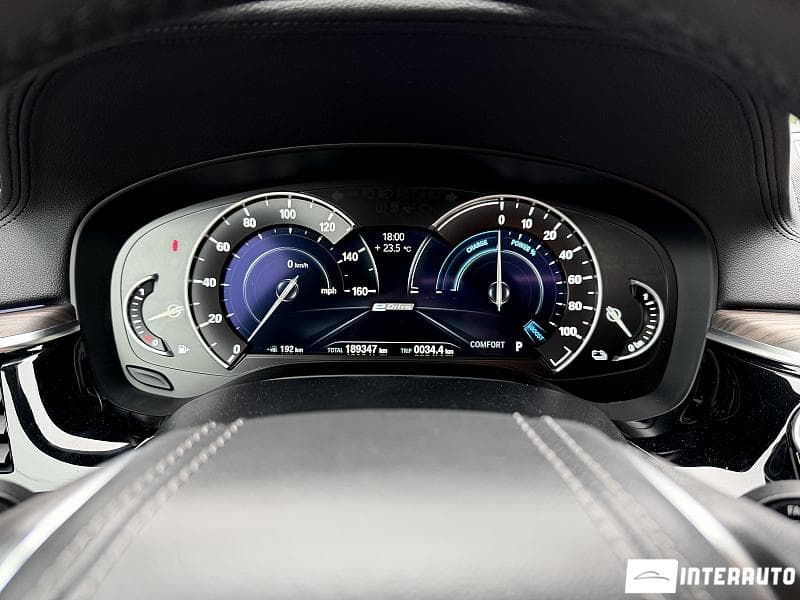 BMW 530e 2018 — Миниатюра 10