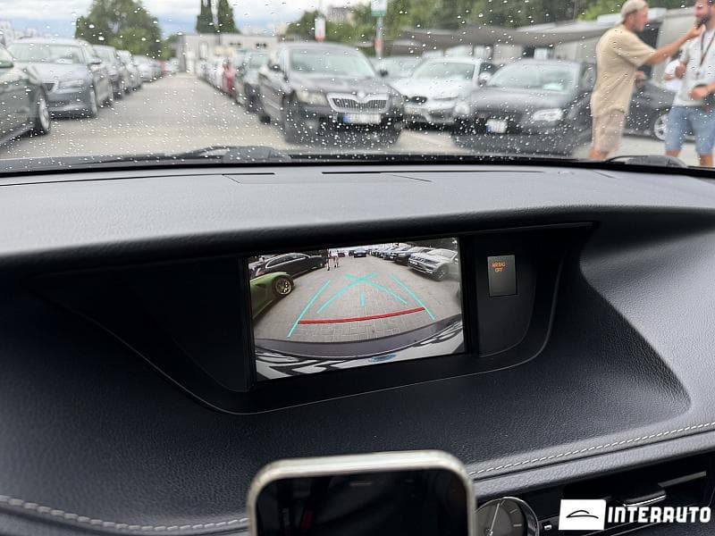 Lexus ES 300h 2018 — Миниатюра 14