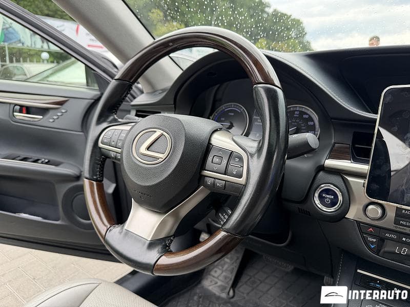 Lexus ES 300h 2018 — Миниатюра 13
