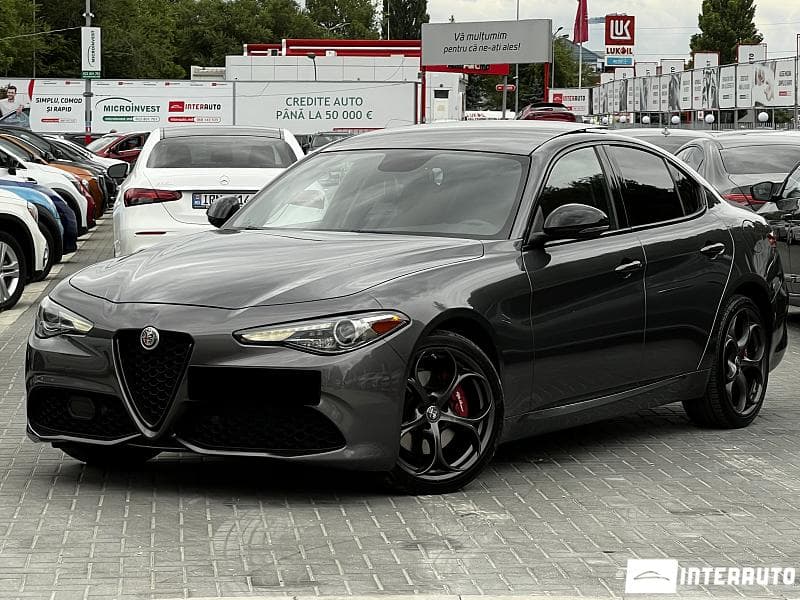 Alfa Romeo Giulia 2018 — Миниатюра 4