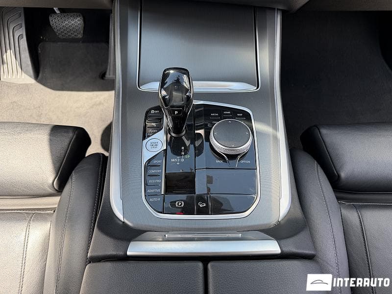 2021 BMW X5 2.5D — Miniatură 15
