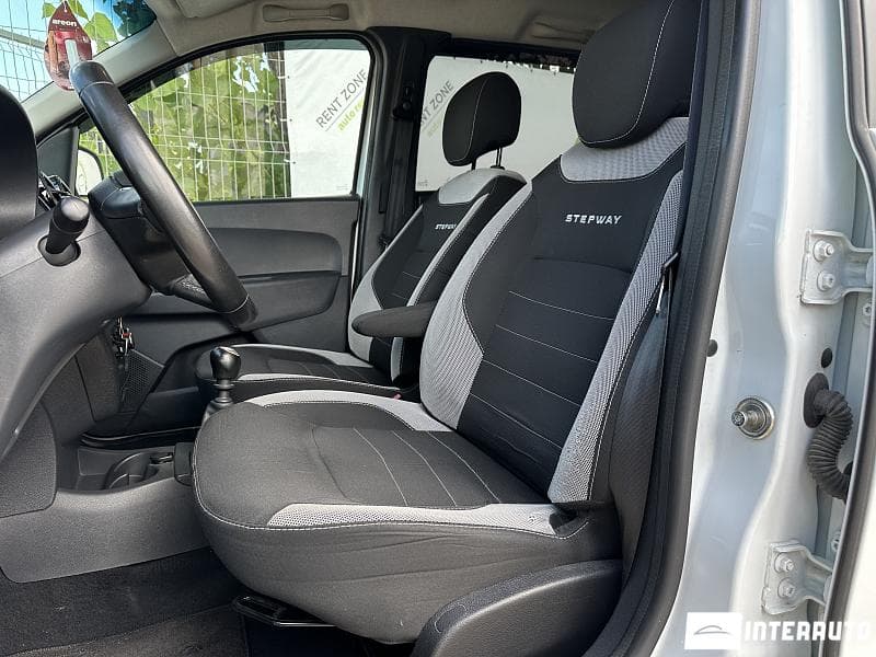 2017 Dacia Lodgy Stepway — Miniatură 5