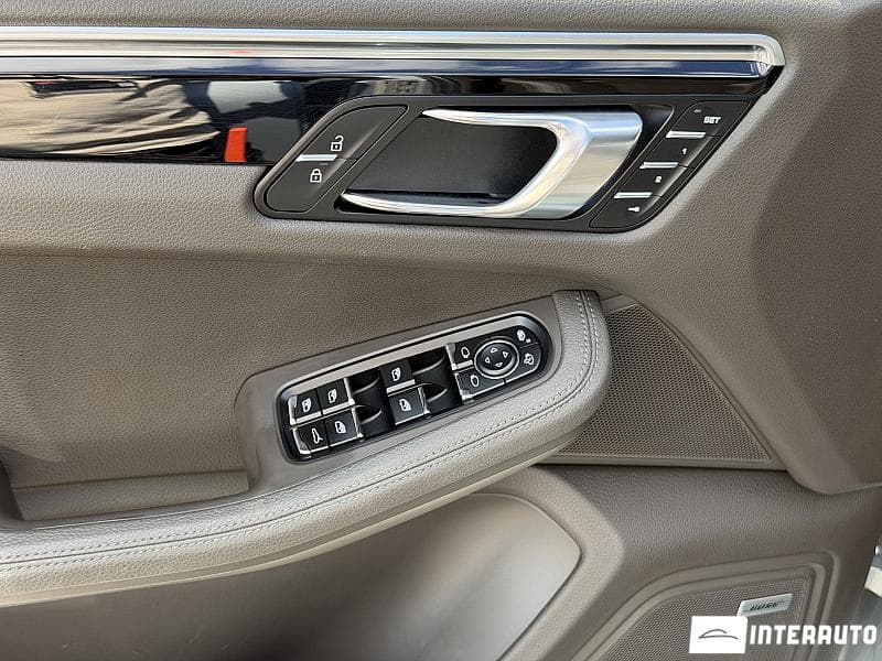 Porsche Macan 2019 — Миниатюра 16