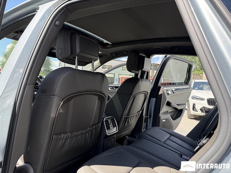 Porsche Macan 2019 — Миниатюра 7