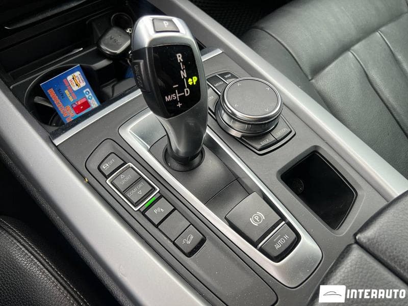 BMW X5 2.5D 2018 — Миниатюра 16