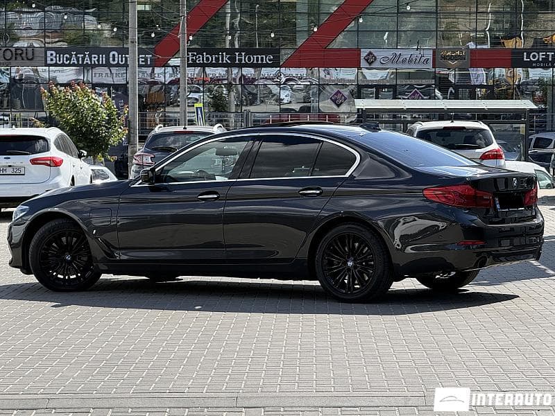BMW 530e 2018 — Миниатюра 4