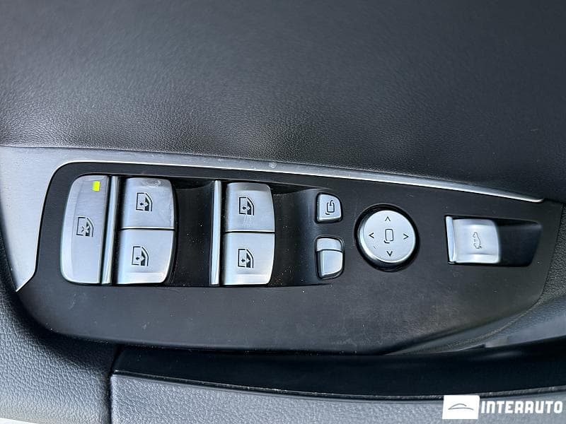 BMW X3 3.0i 2021 — Миниатюра 21