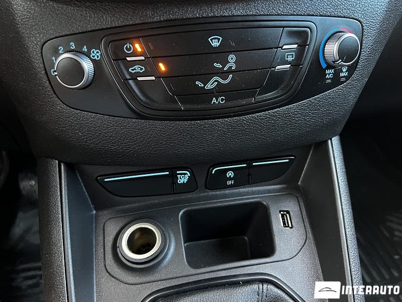 Ford Courier 2023 — Миниатюра 11