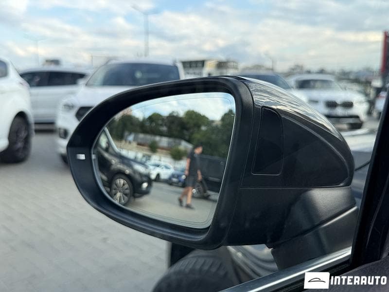 Volkswagen Passat GTE 2020 — Миниатюра 17