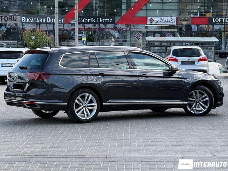 Volkswagen Passat GTE 2020 — Миниатюра 3