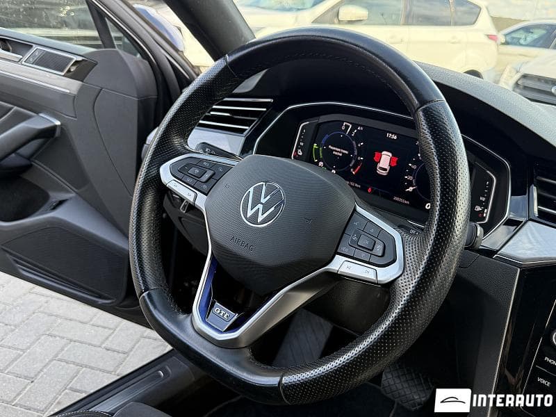 Volkswagen Passat GTE 2020 — Миниатюра 7