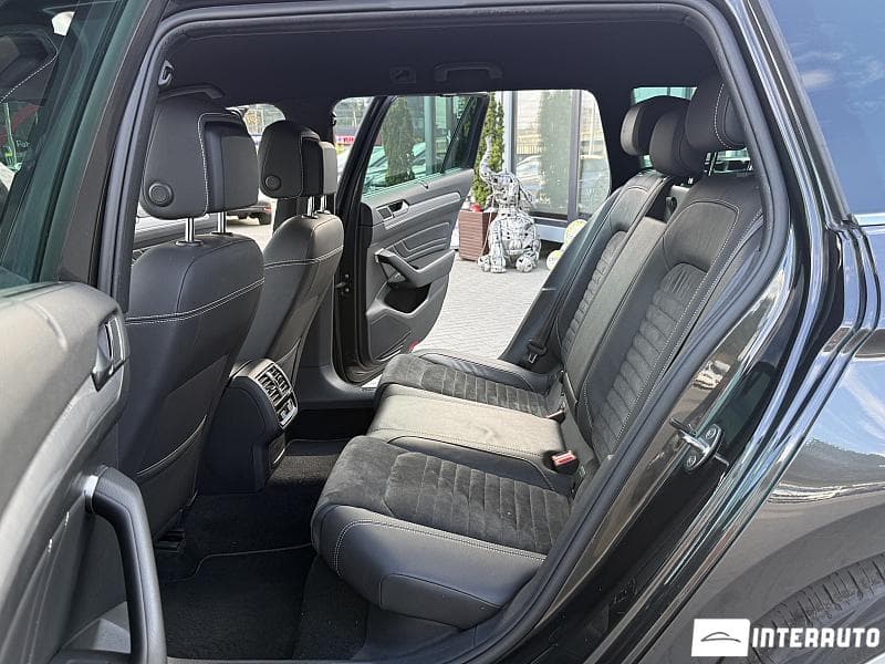Volkswagen Passat GTE 2020 — Миниатюра 13