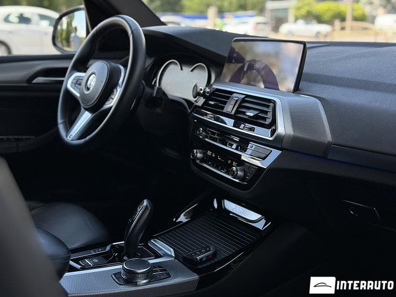 BMW X3 2.0D 2018 — Миниатюра 18