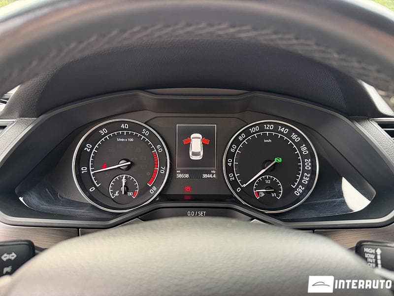 Skoda Superb 2016 — Миниатюра 10
