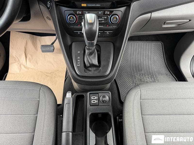 Ford Tourneo Connect 2019 — Миниатюра 10