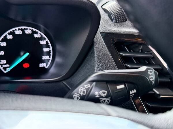 2019 Ford Tourneo Connect — Miniatură 18