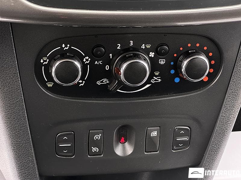 Dacia Logan MCV 2016 — Миниатюра 10