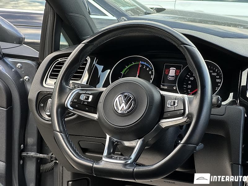 Volkswagen Golf GTE 2018 — Миниатюра 6